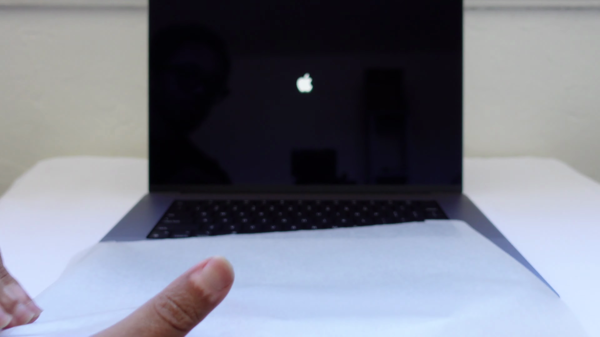 Macbook pro m2 1